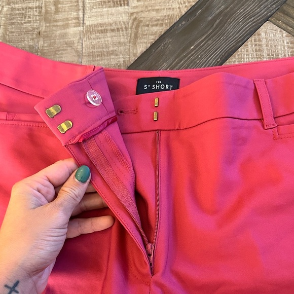 White House Black Market shorts - Picture 4 of 5